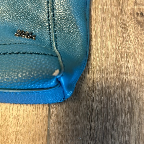 Great leather crossbody - Picture 3 of 10